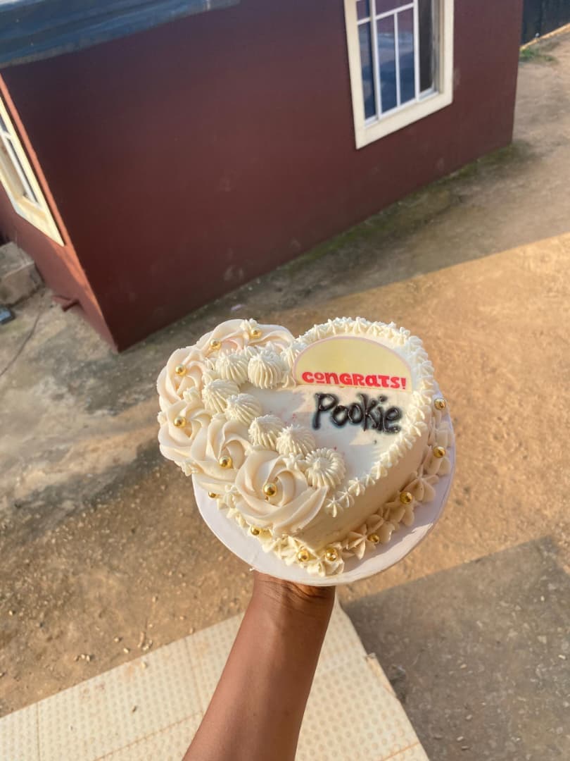 Heart cake